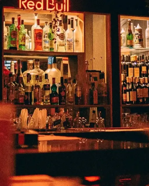 Cantobar