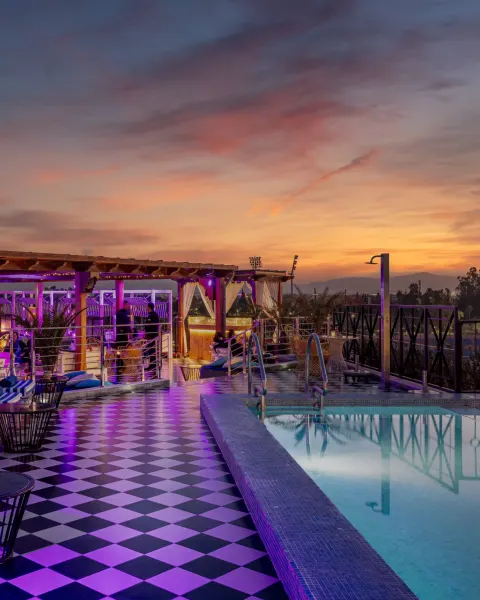 Lola Sky Lounge